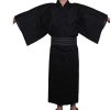 Kimono noir strayé